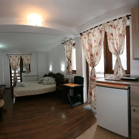Guest house La Buni Busteni